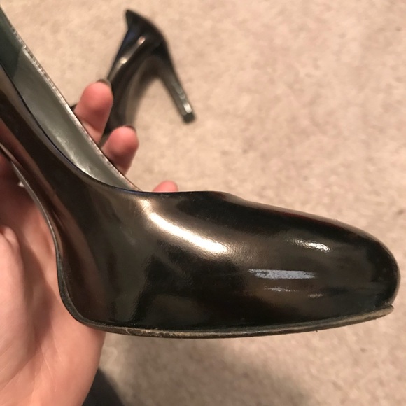 Theory black patent pumps - Picture 3 of 7